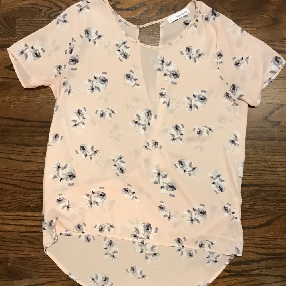 Grass & Grain size Large floral top